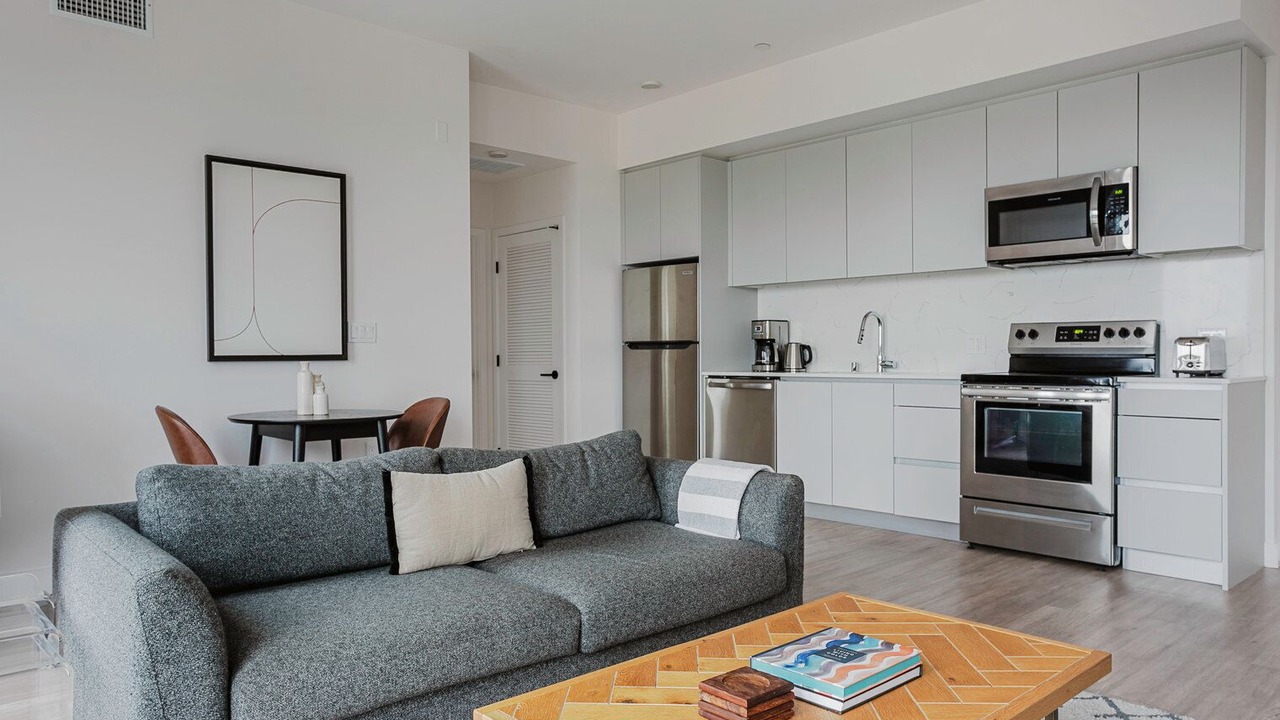 Photo of Livingroom in East Pasadena