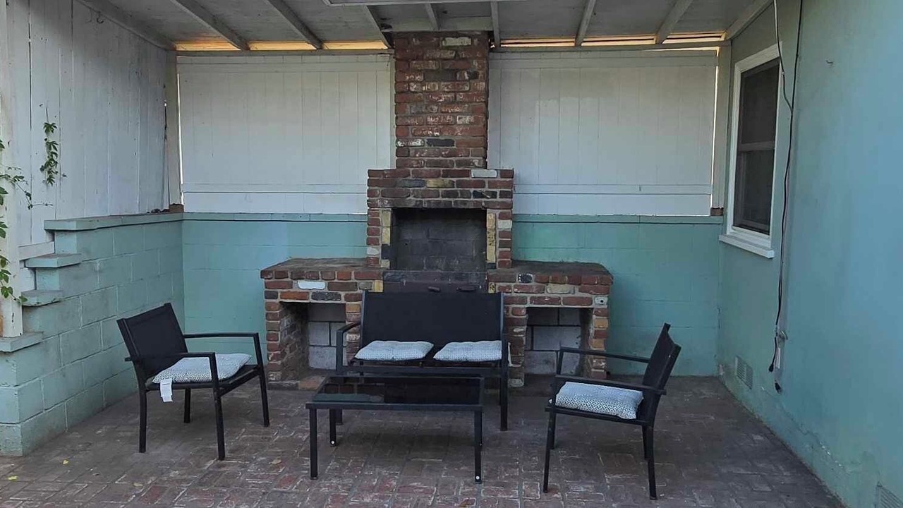 Photo of Patio Balcony in Midway City