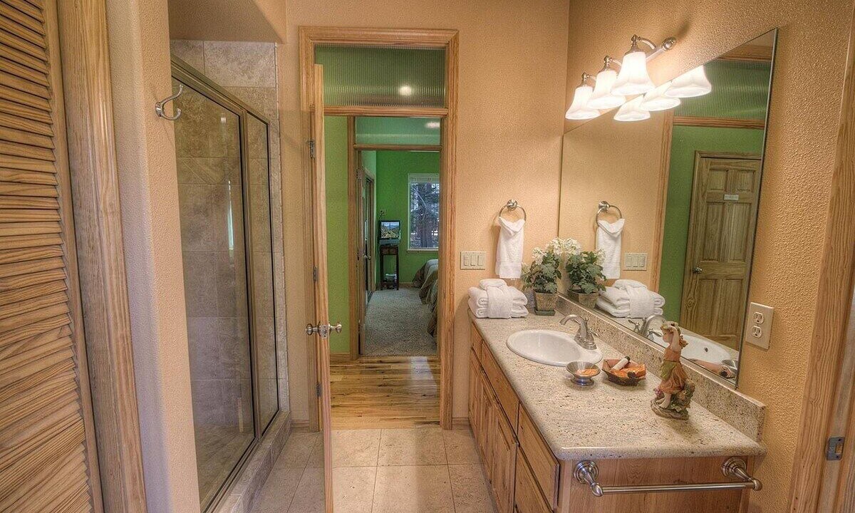 Photo of Bathroom in North Upper Truckee