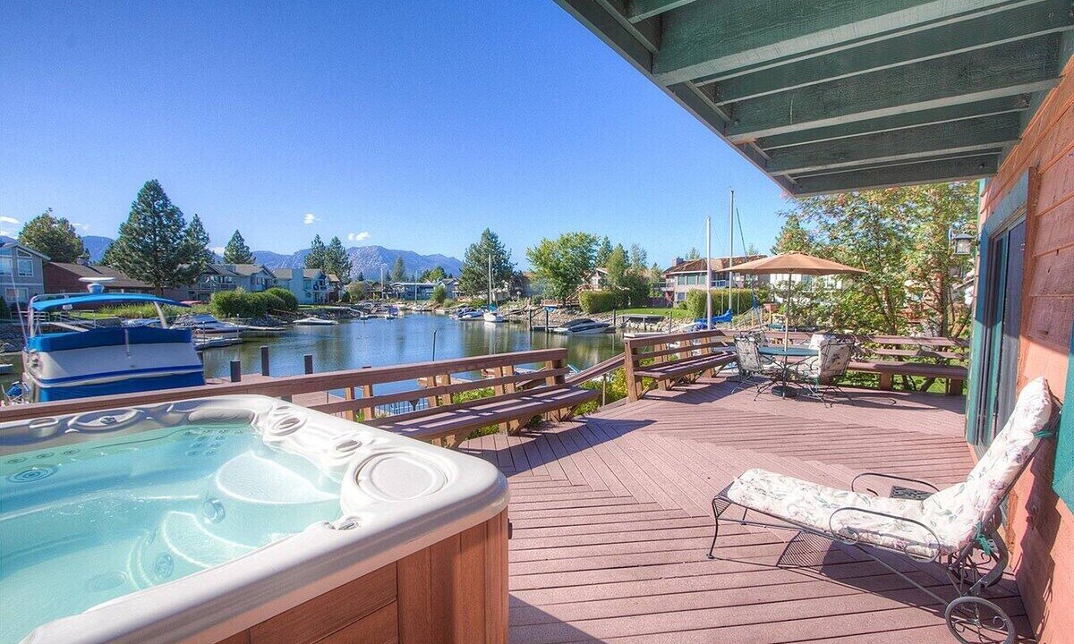 Photo of Outdoor in Tahoe Keys