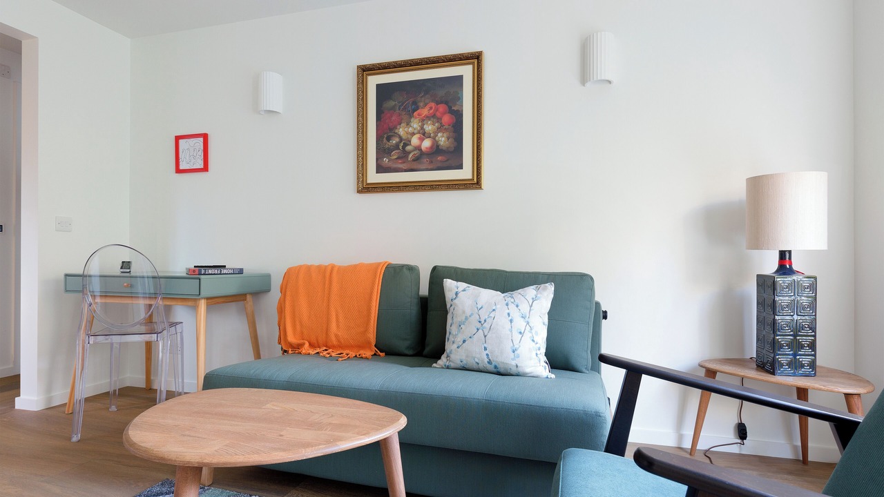 Photo of Livingroom in Surrey Docks
