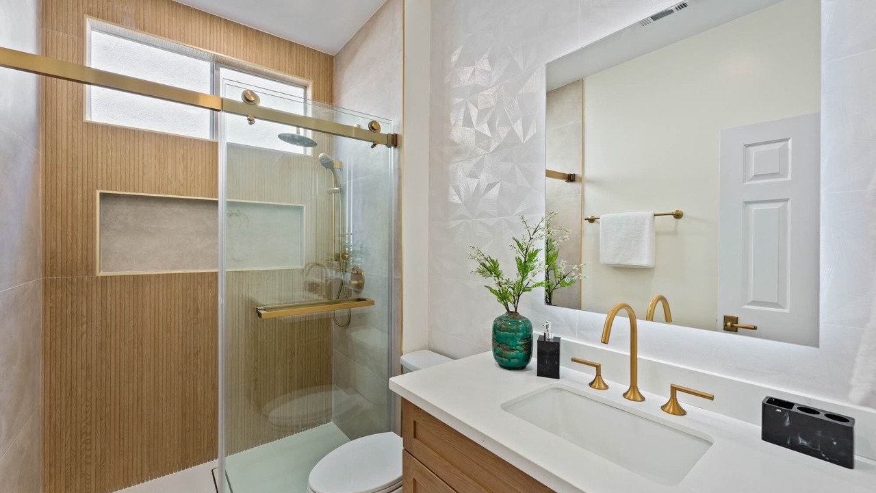 Photo of Bathroom in Tustin