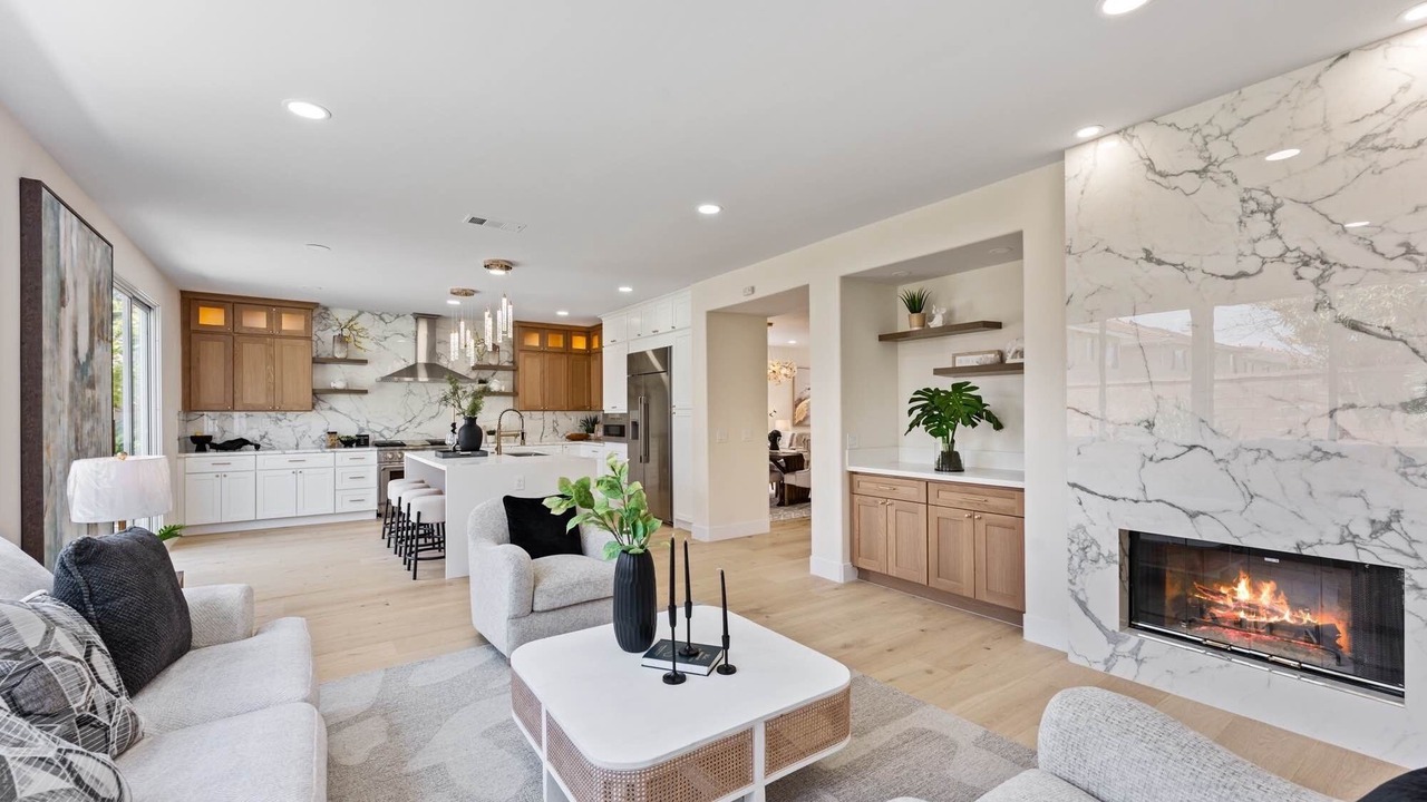 Photo of Livingroom in Tustin