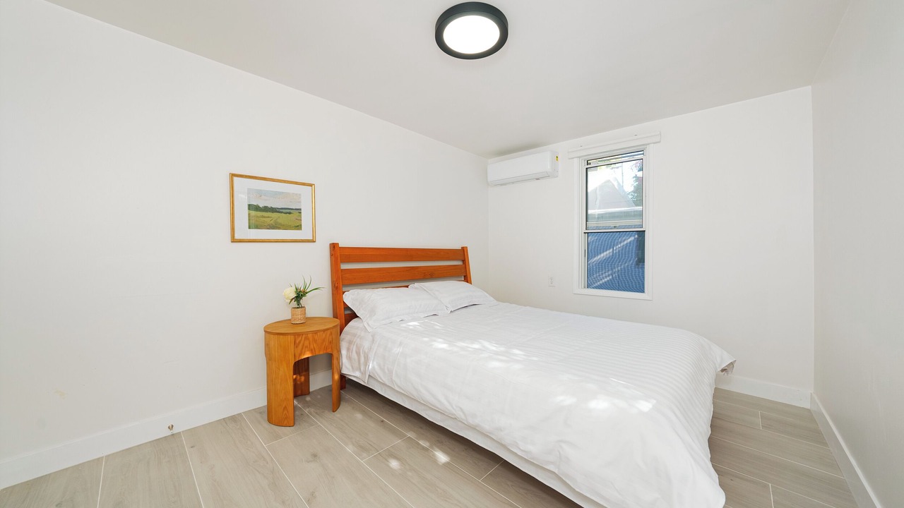 Photo of Bedroom in South San Gabriel