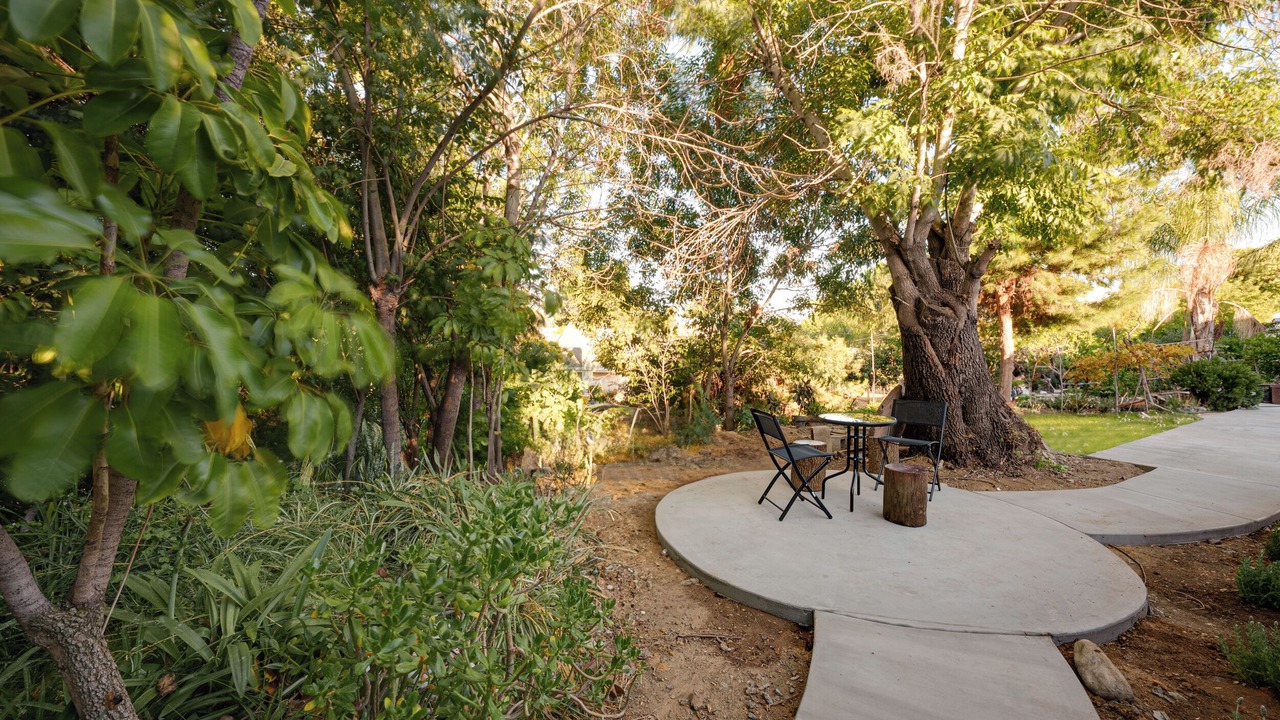 Photo of Patio Balcony in South San Gabriel