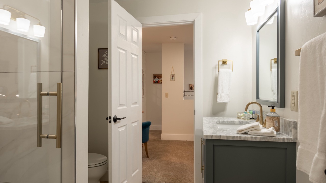 Photo of Bathroom in Fox Farm