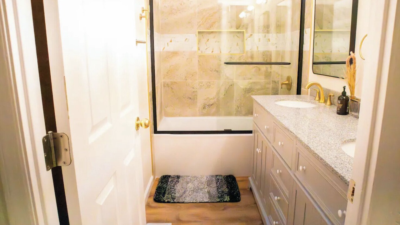 Photo of Bathroom in Ramona