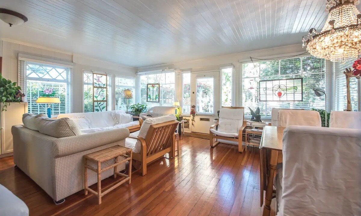 Photo of Livingroom in Ocean Park