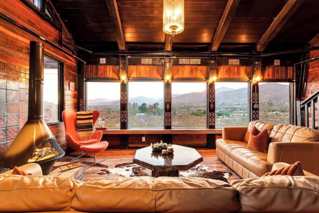 Photo of Livingroom in Morongo Valley