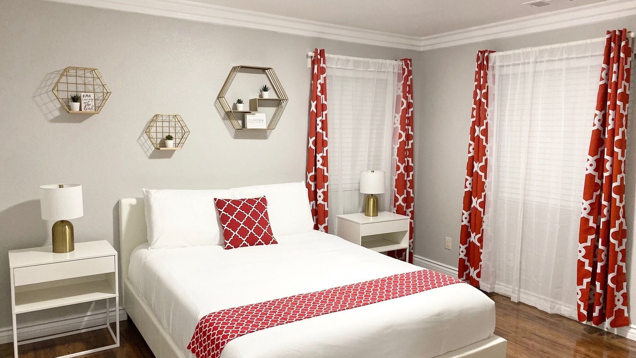 Photo of Bedroom in Fullerton