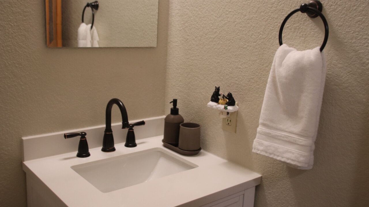 Photo of Bathroom in Woodlands