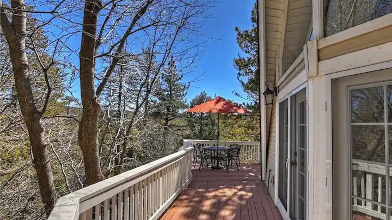 Photo of Outdoor in Blue Jay