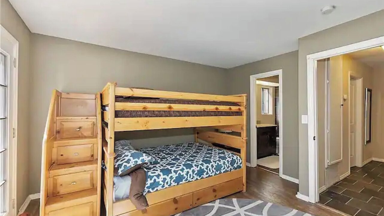 Photo of Bedroom in Blue Jay