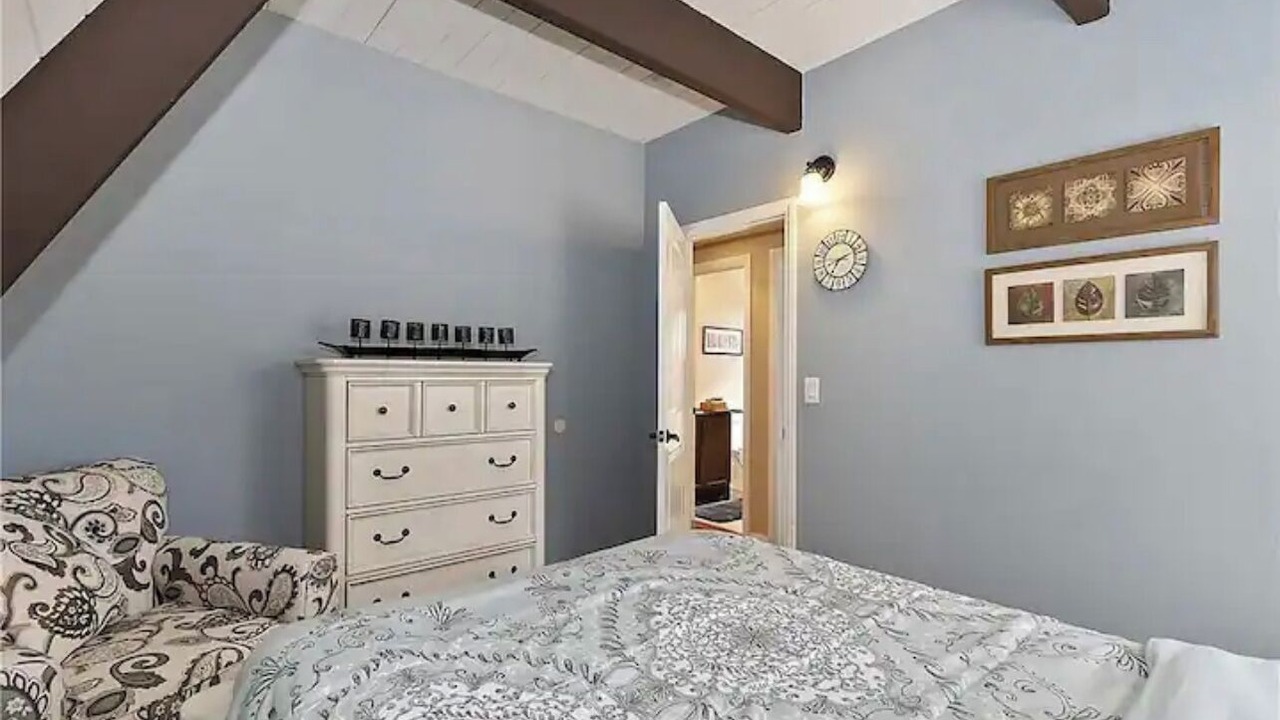 Photo of Bedroom in Blue Jay