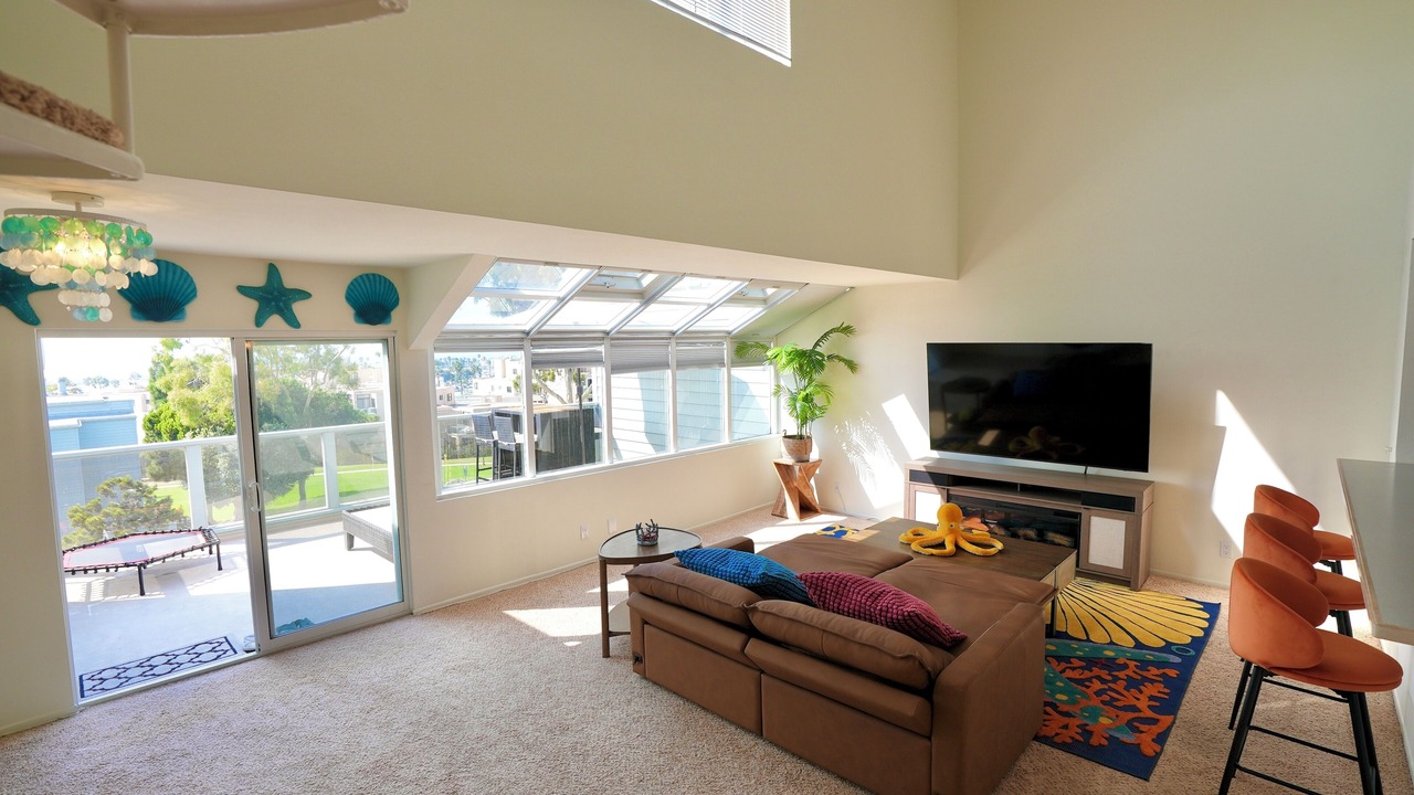 Photo of Livingroom in South Redondo