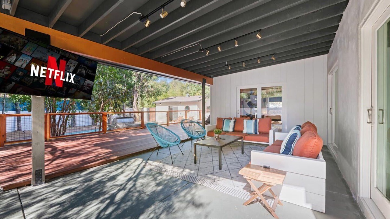 Photo of Patio Balcony in West Hills