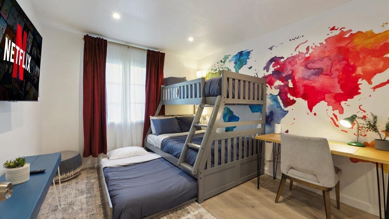 Photo of Bedroom in West Hills