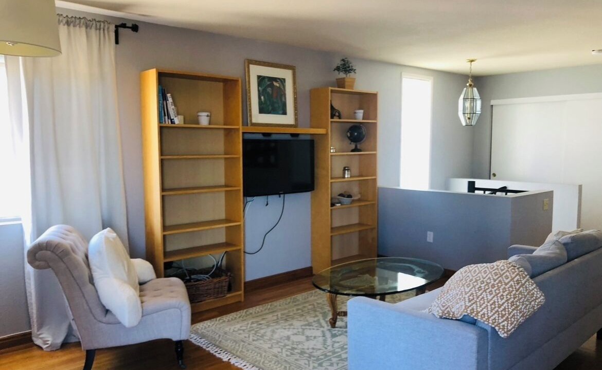 Photo of Livingroom in Village of La Jolla