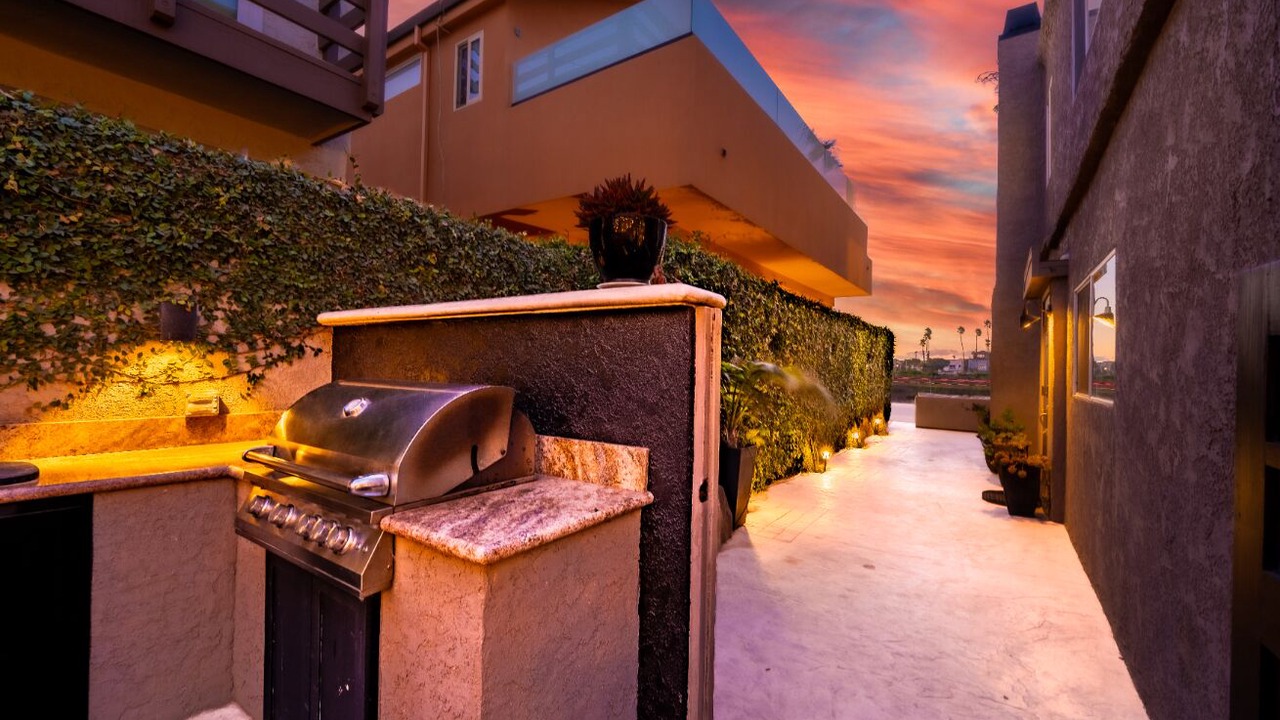 Photo of Patio Balcony in Hollywood