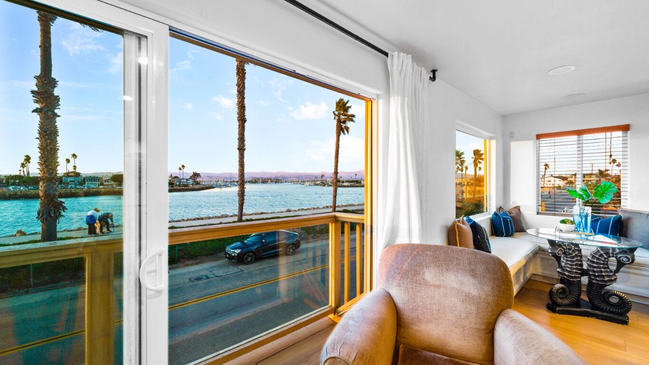 Photo of Livingroom in Hollywood