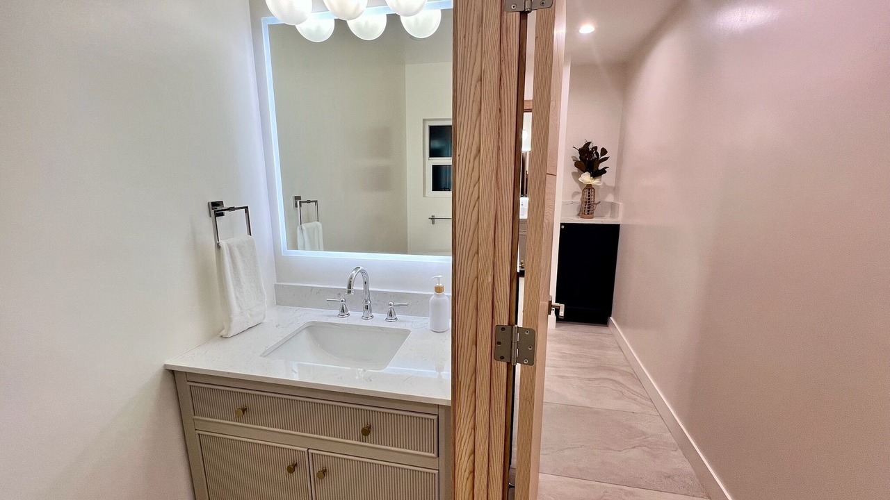 Photo of Bathroom in West Hills