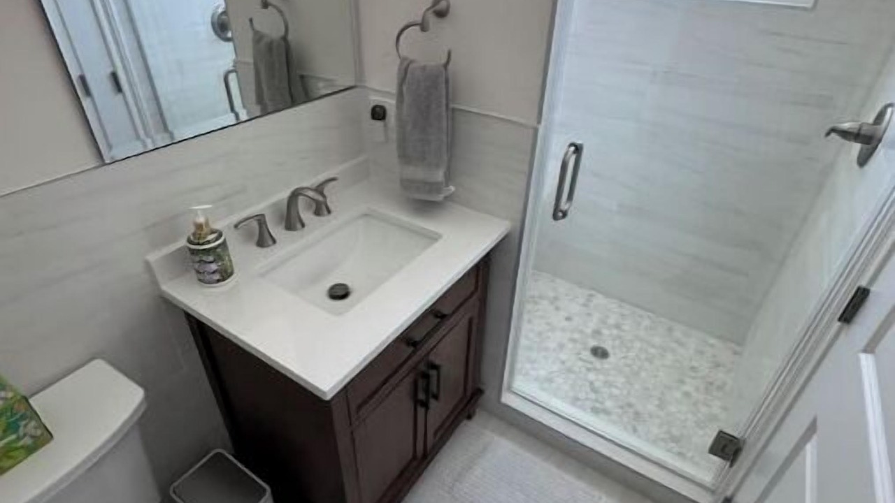 Photo of Bathroom in Naples