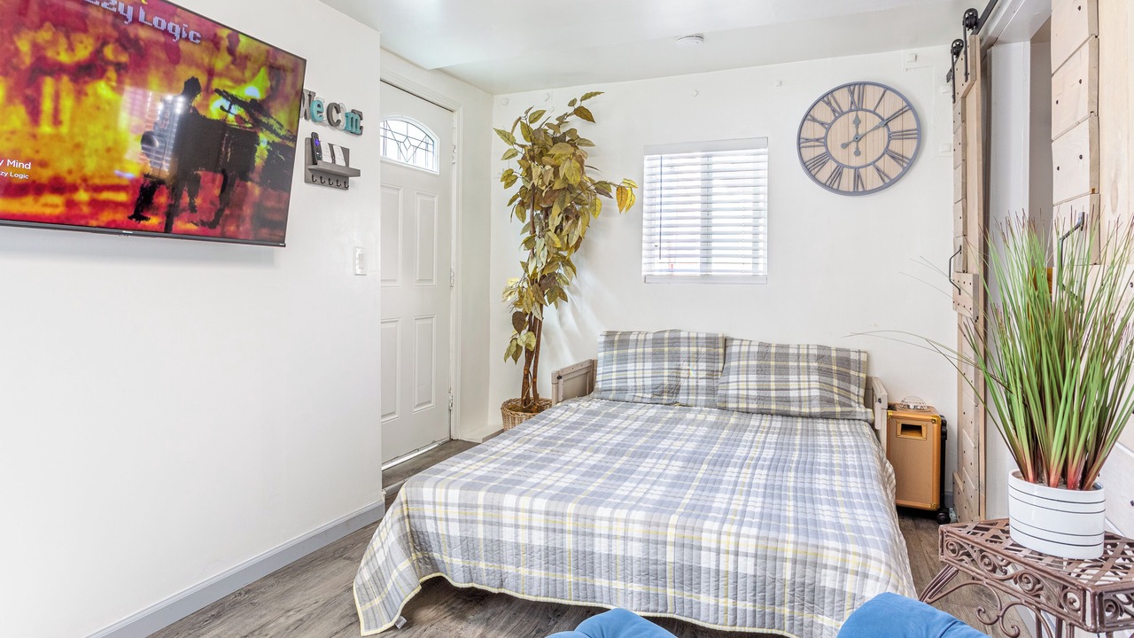 Photo of Bedroom in Park Mesa Heights