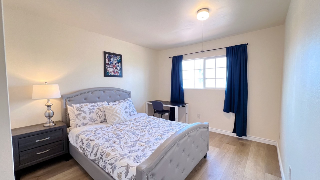 Photo of Bedroom in Azusa