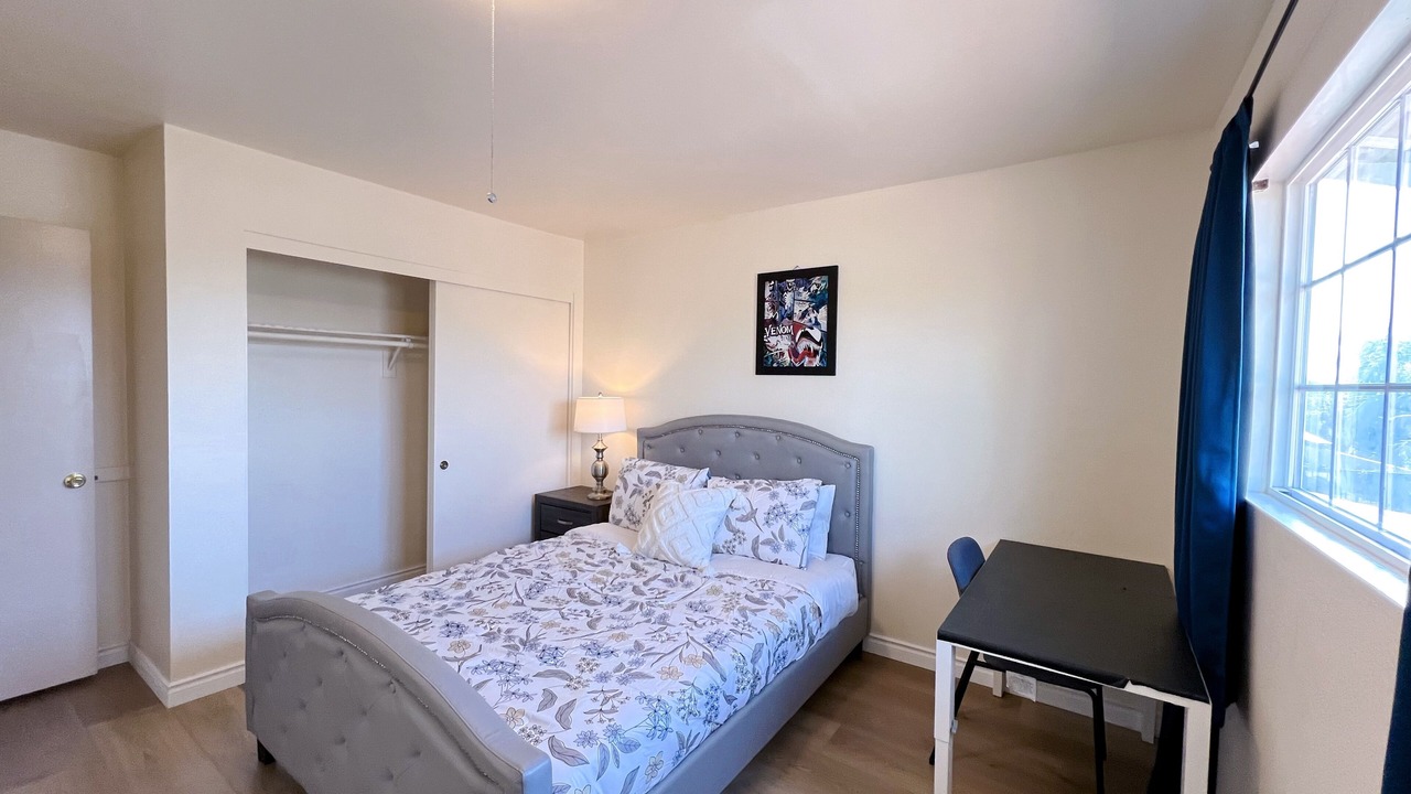 Photo of Bedroom in Azusa