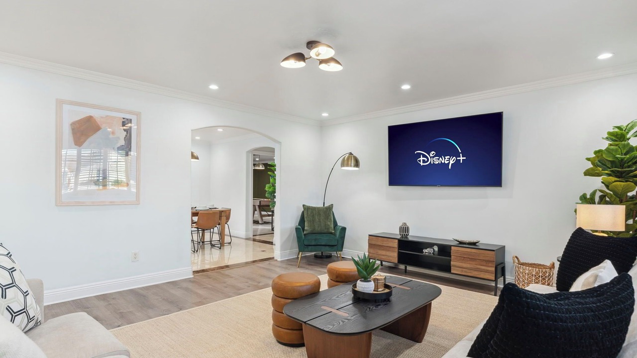 Photo of Livingroom in Northwest Anaheim