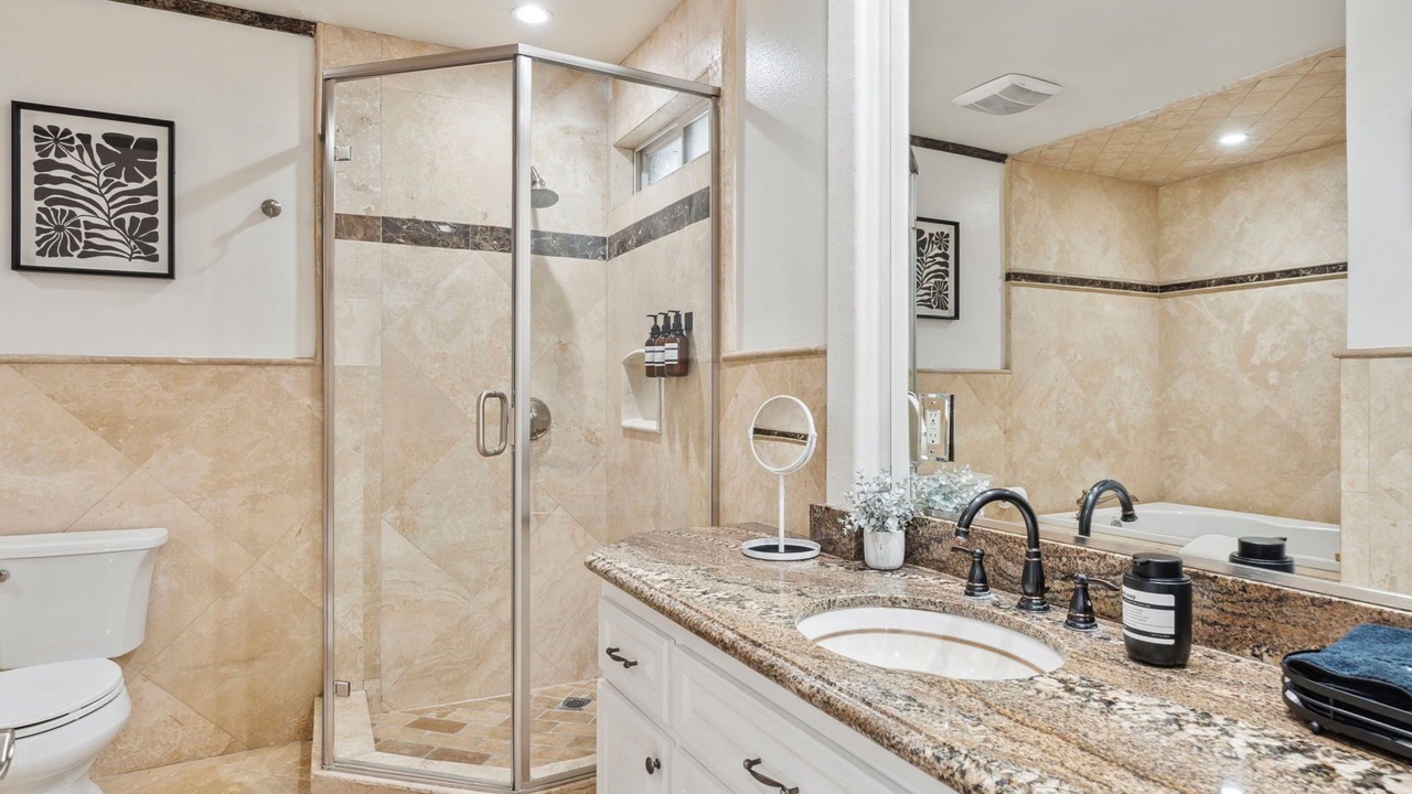 Photo of Bathroom in Northwest Anaheim