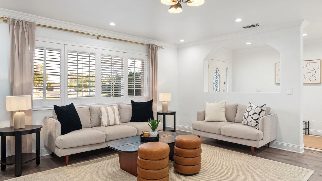Photo of Livingroom in Northwest Anaheim