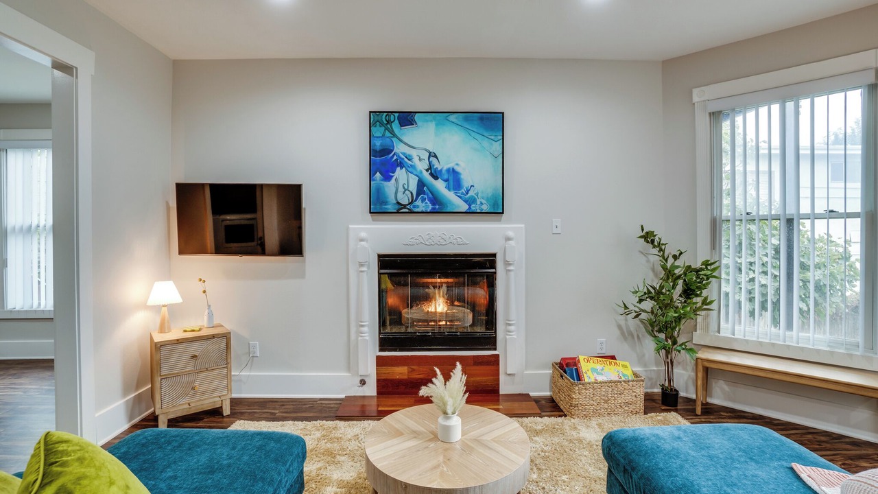Photo of Livingroom in North Central