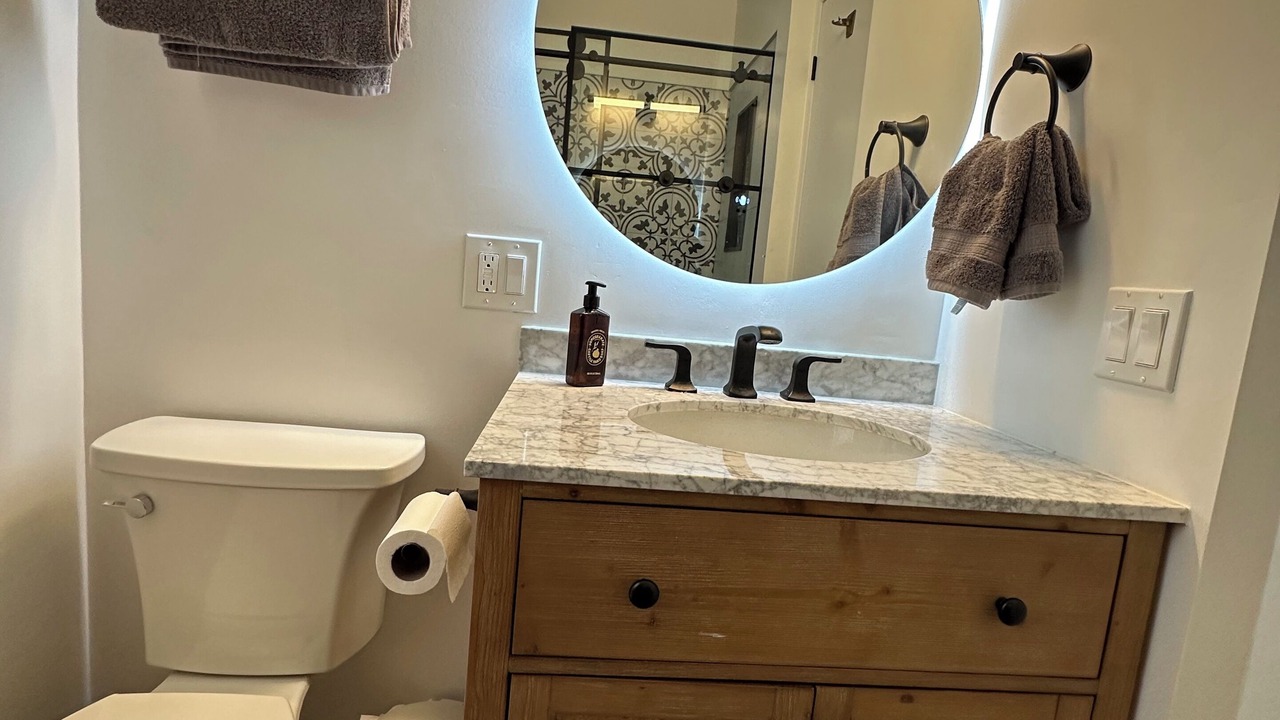 Photo of Bathroom in Pacific Palisades