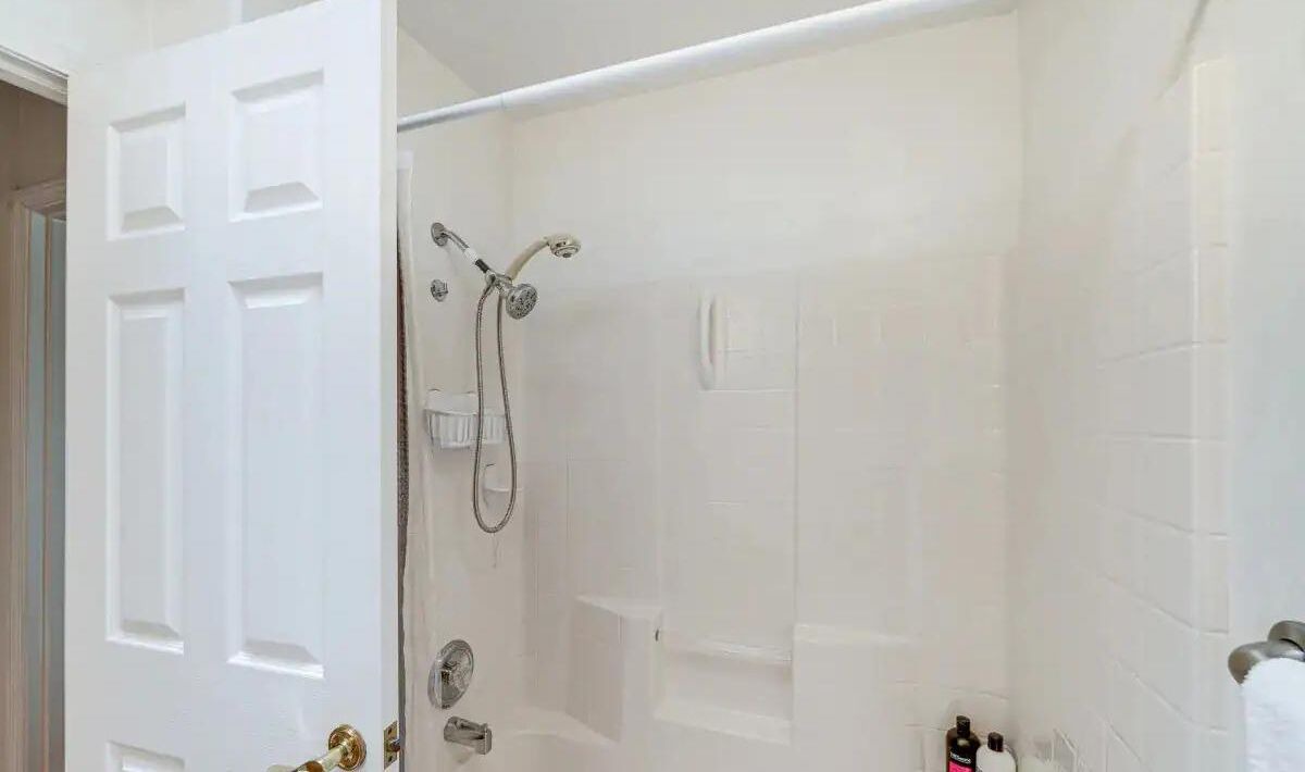 Photo of Bathroom in Bakersfield