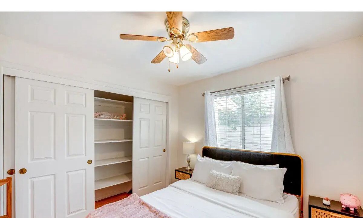 Photo of Bedroom in Bakersfield