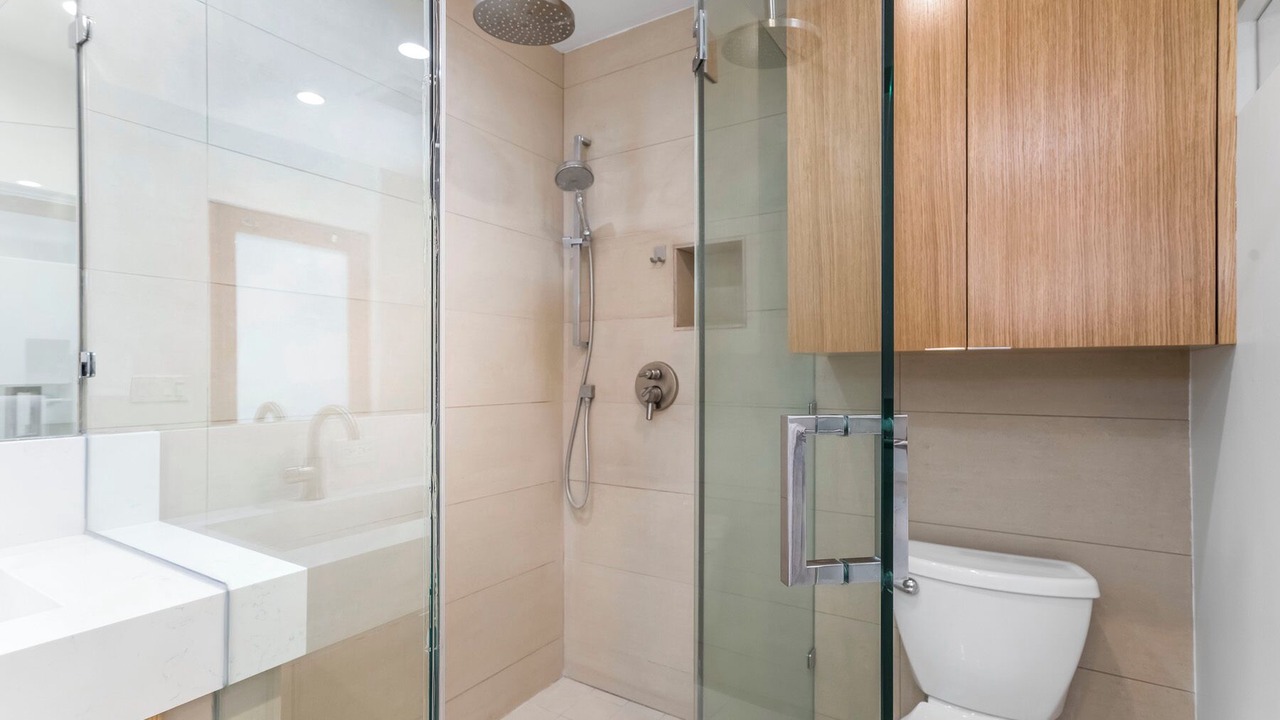Photo of Bathroom in Melrose