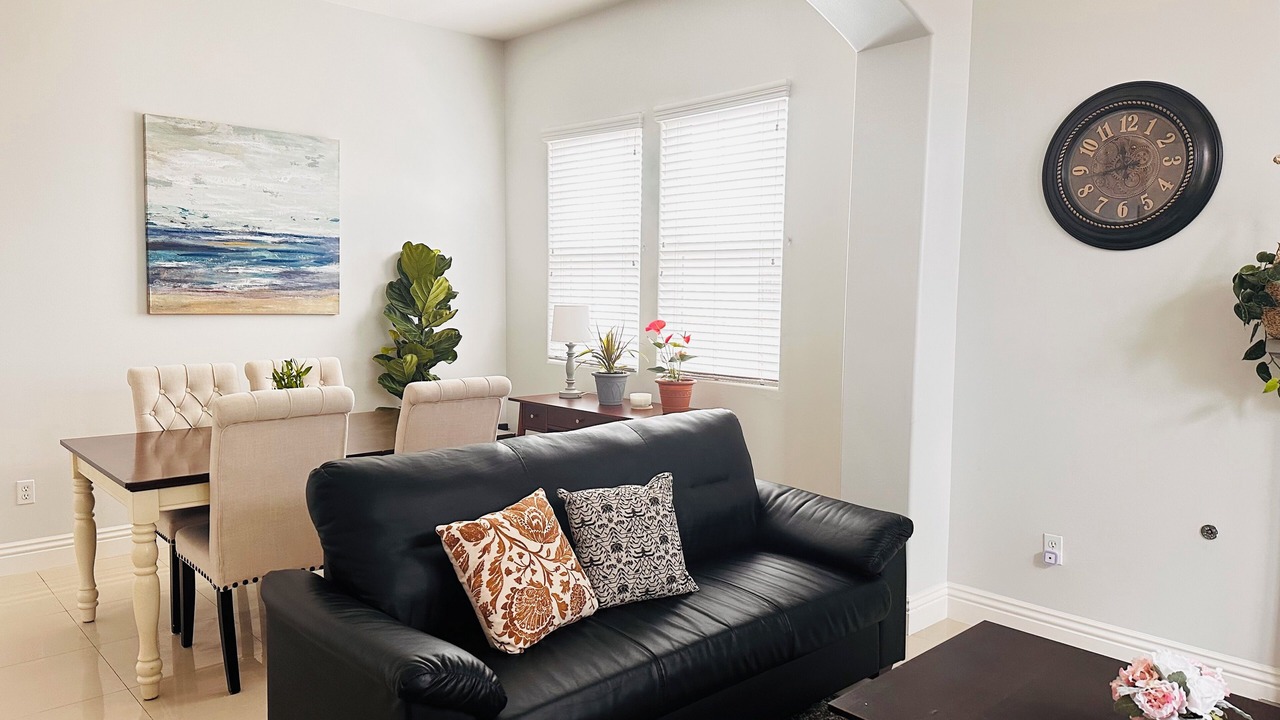Photo of Livingroom in San Gabriel