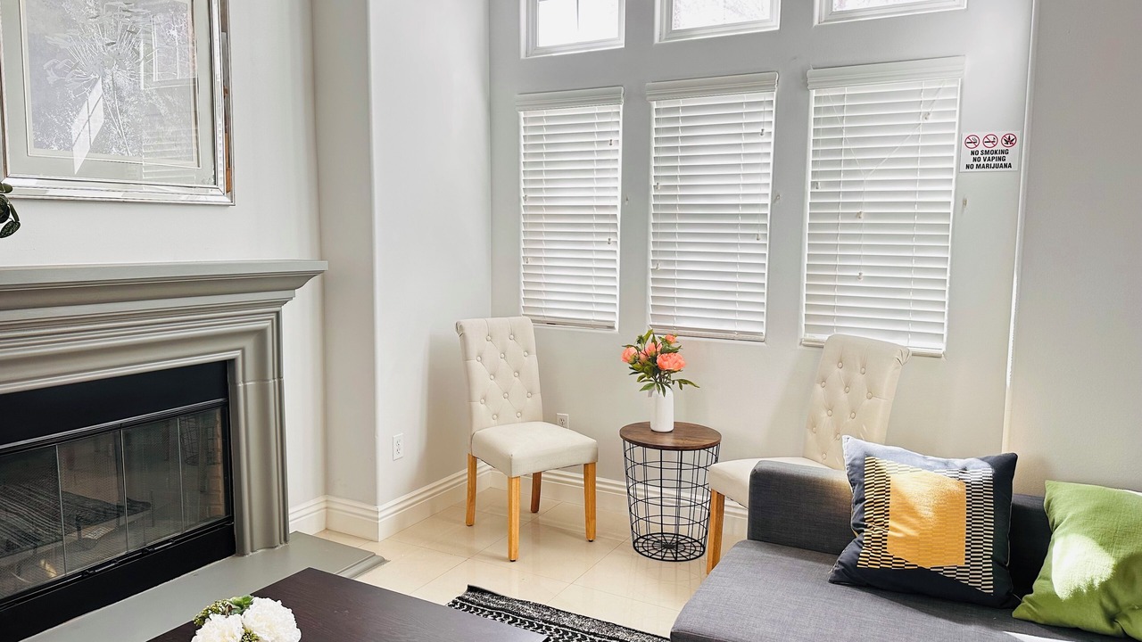 Photo of Livingroom in San Gabriel
