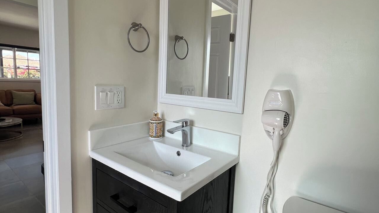 Photo of Bathroom in Baldwin Park