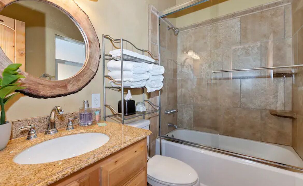 Photo of Bathroom in Moonridge