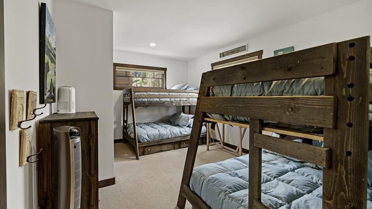 Photo of Bedroom in Mammoth Lakes