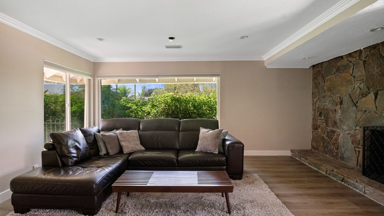 Photo of Livingroom in Yorba Linda