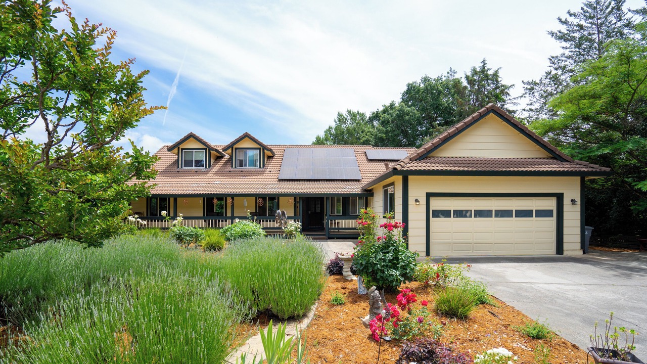 Photo of Outdoor in Cloverdale