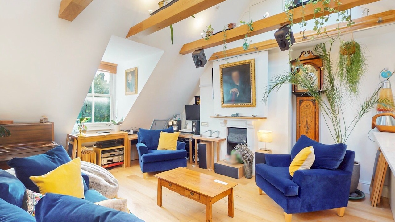 Photo of Livingroom in Frognal and Fitzjohns