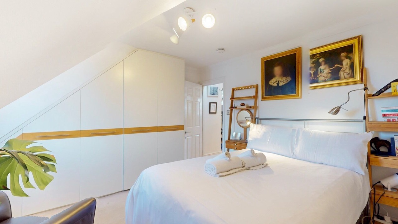 Photo of Bedroom in Frognal and Fitzjohns