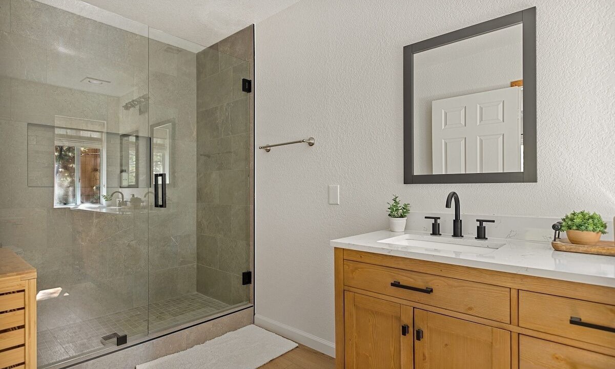 Photo of Bathroom in Eagle Mountain Estates