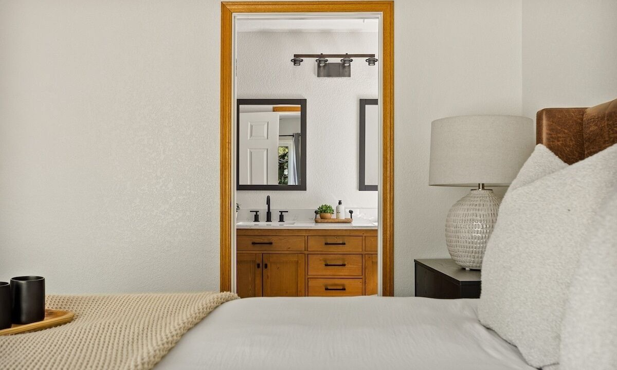 Photo of Bedroom in Eagle Mountain Estates