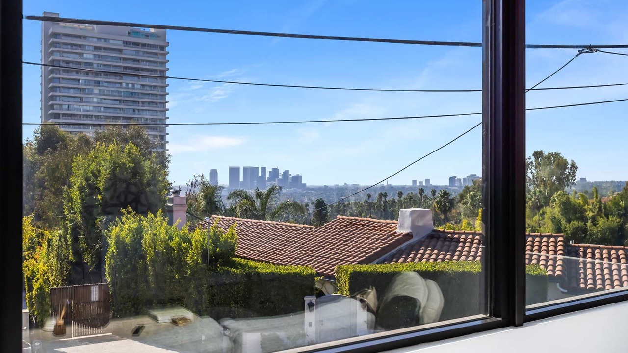 Photo of Bedroom in Hollywood Hills West