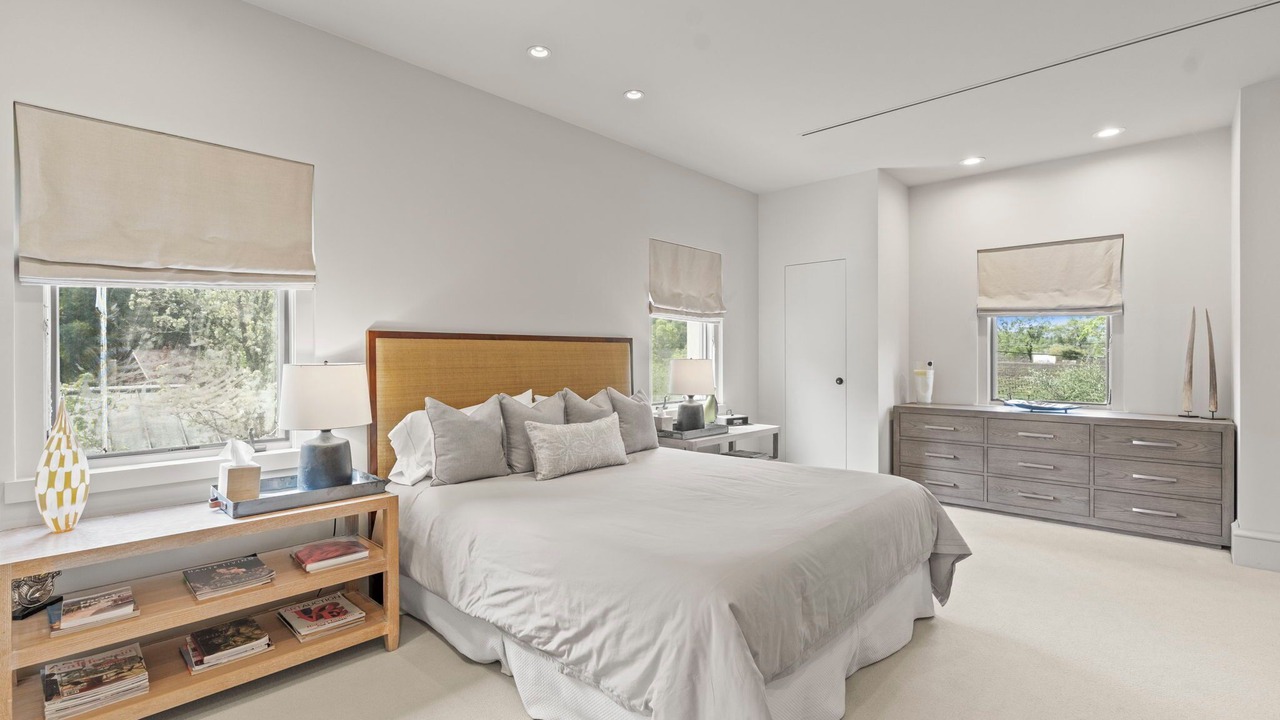 Photo of Bedroom in St. Helena